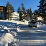 Center 3b1 - Ski-in Ski-out - Services Nearby - Fireplace - Wifi - Own Parking Place Apartment Ruka