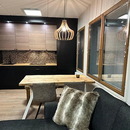 Center 3b1 - Ski-in Ski-out - Services Nearby - Ac - Fireplace - Wifi - Own Parking Place
