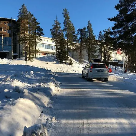 Center 3b1 - Ski-in Ski-out - Services Nearby - Ac - Fireplace - Wifi - Own Parking Place Lägenhet Ruka