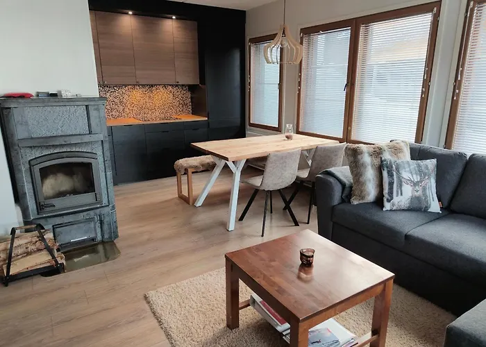 Center 3b1 - Ski-in Ski-out - Services Nearby - Fireplace - Wifi - Own Parking Place