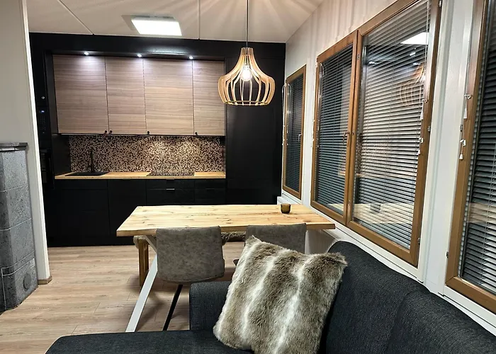 Center 3b1 - Ski-in Ski-out - Services Nearby - Fireplace - Wifi - Own Parking Place